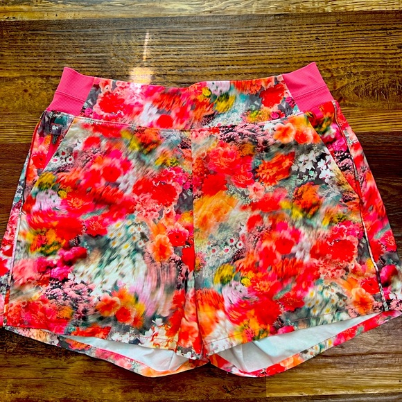 Athleta Brooklyn shorts sz 10 - Picture 1 of 2